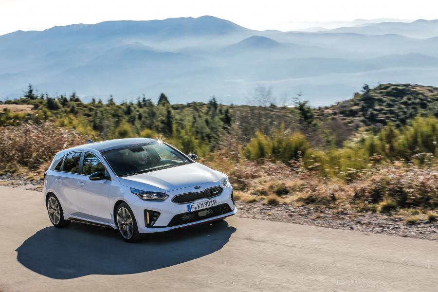  Kia Ceed GT 2018 года  (WW) (фото 48 из 51)